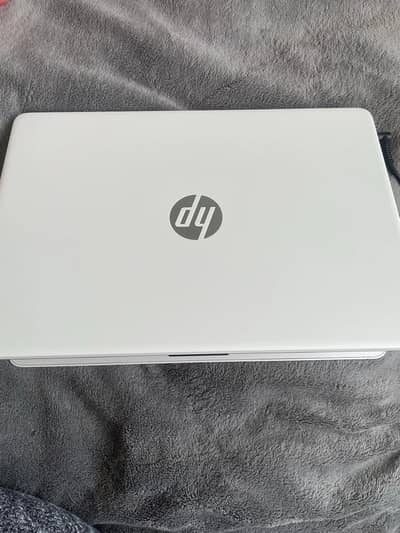 HP Laptop 14 dq0052dx