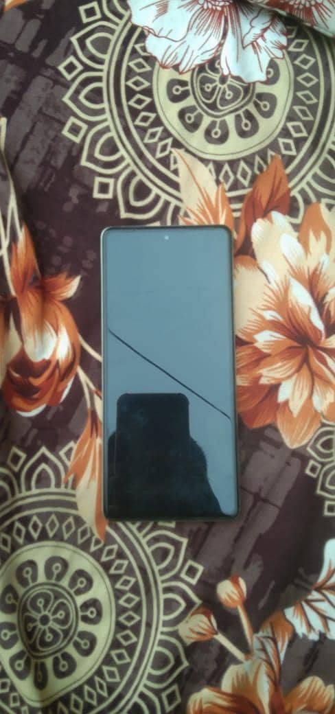Tecno CAMON 30 5