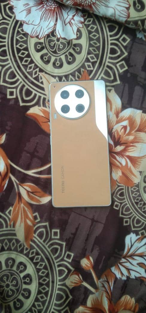 Tecno CAMON 30 6
