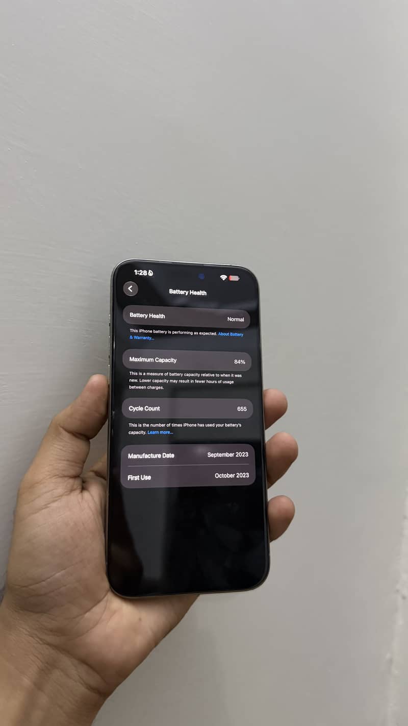 Apple iPhone 15 Pro Max 2
