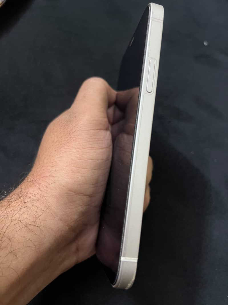 Apple iPhone 12 2