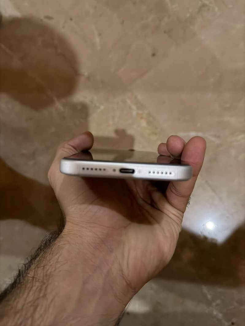Apple iPhone 17 Pro Max 2