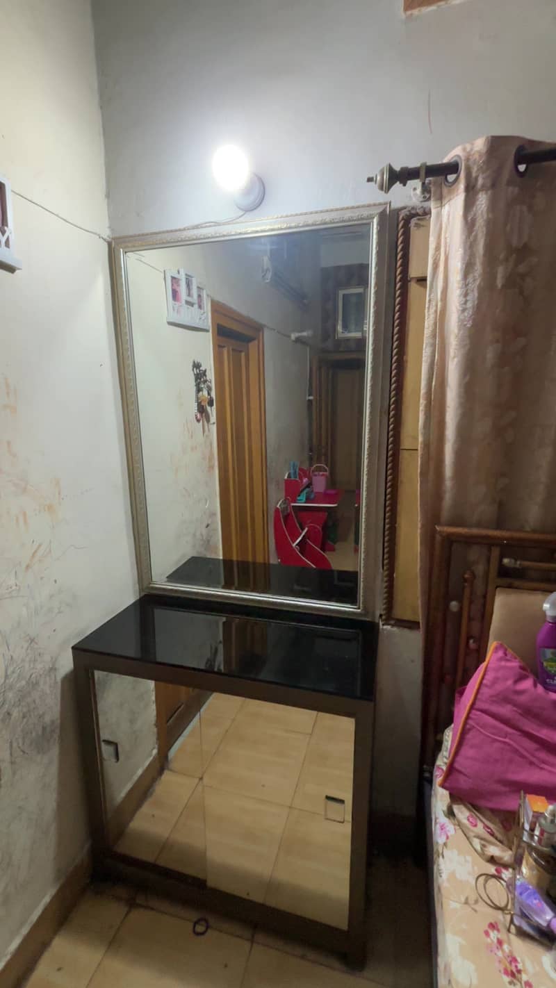 dressing table 4