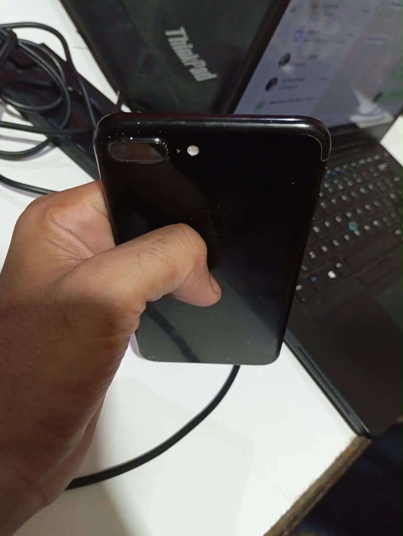Apple iPhone 7 Plus 4