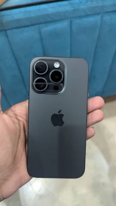 Apple iPhone 15 Pro jv