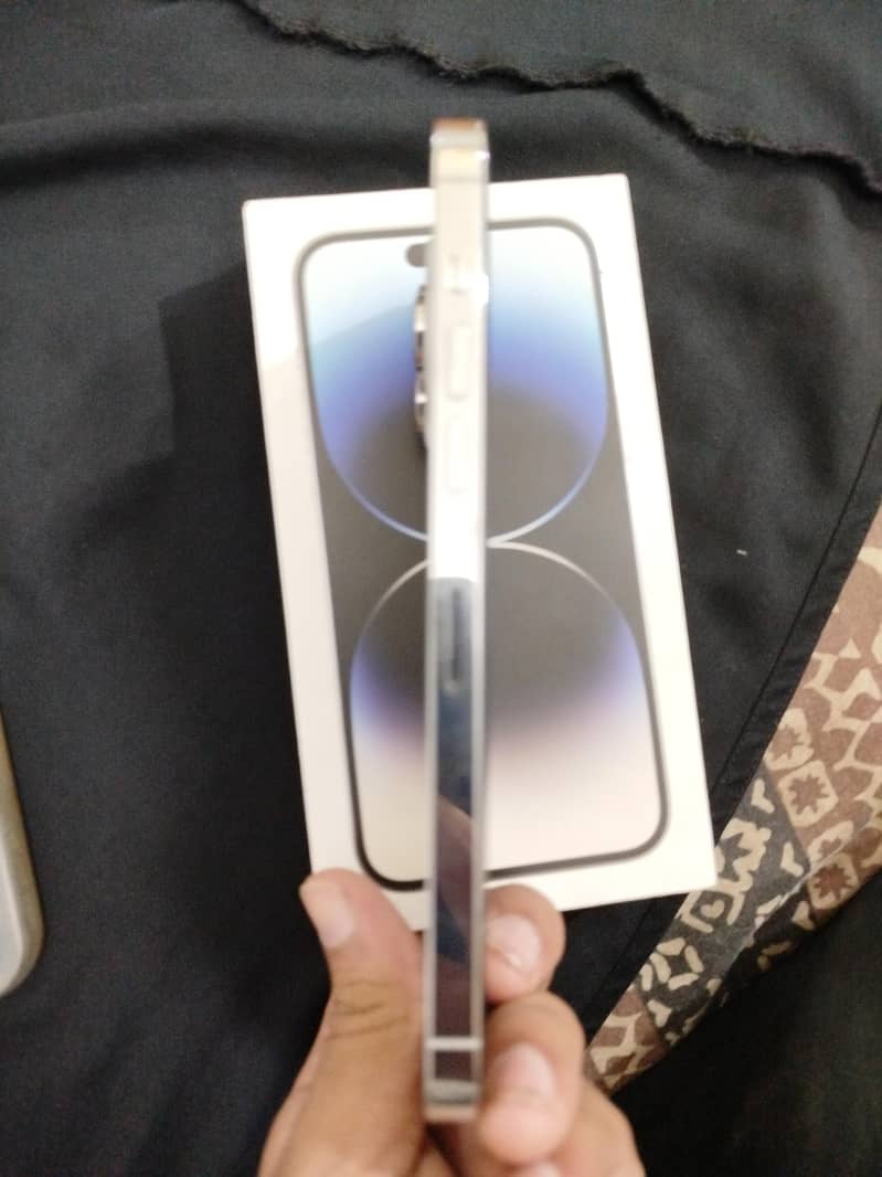 Apple iPhone 14 Pro Max 5