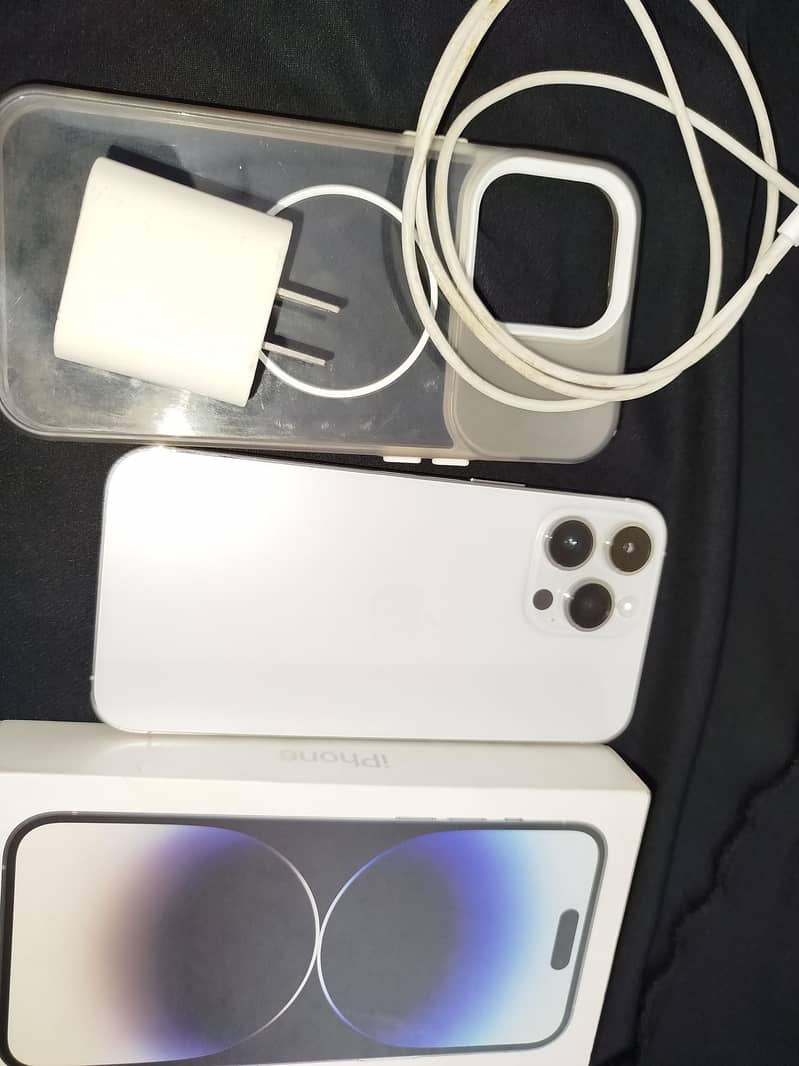 Apple iPhone 14 Pro Max 10