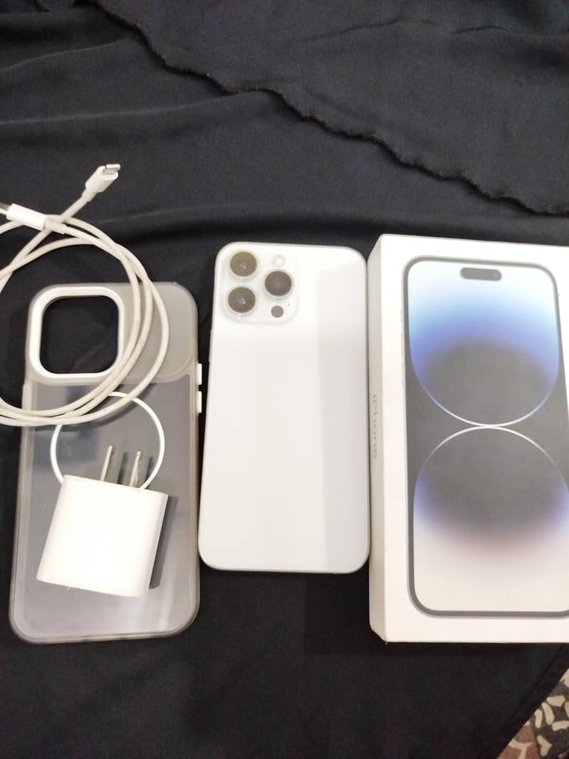 Apple iPhone 14 Pro Max 11