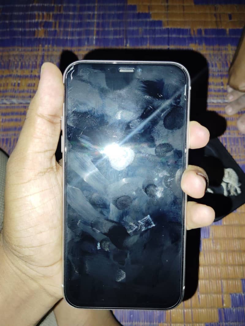 Apple iPhone 11 5