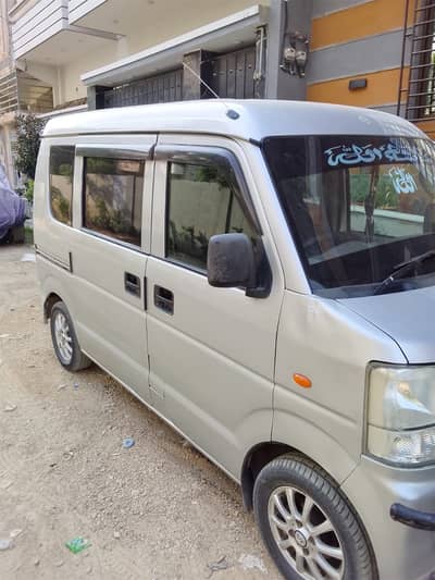 Suzuki Every 2012