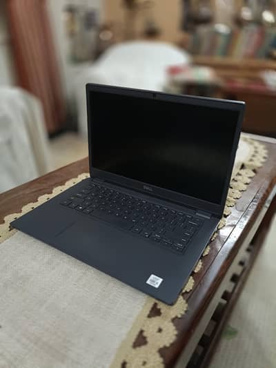 DELL Latitude Core I5 10th Generation 8/256