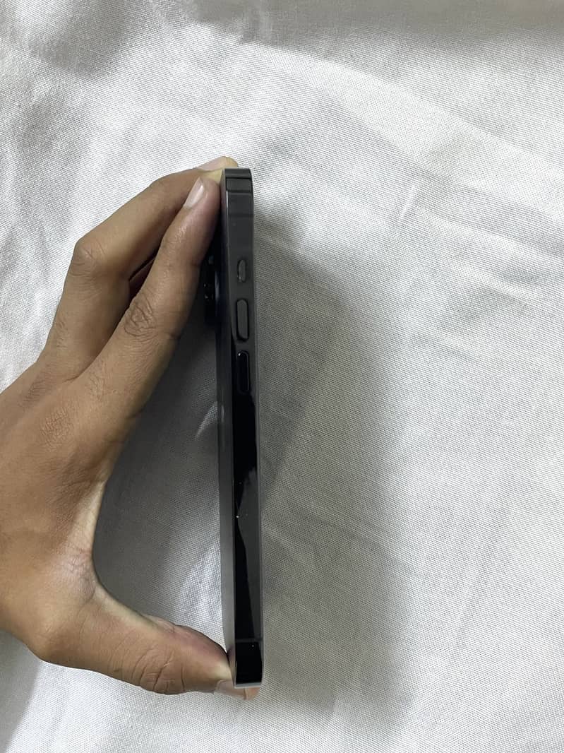 iPhone 14 Pro 3
