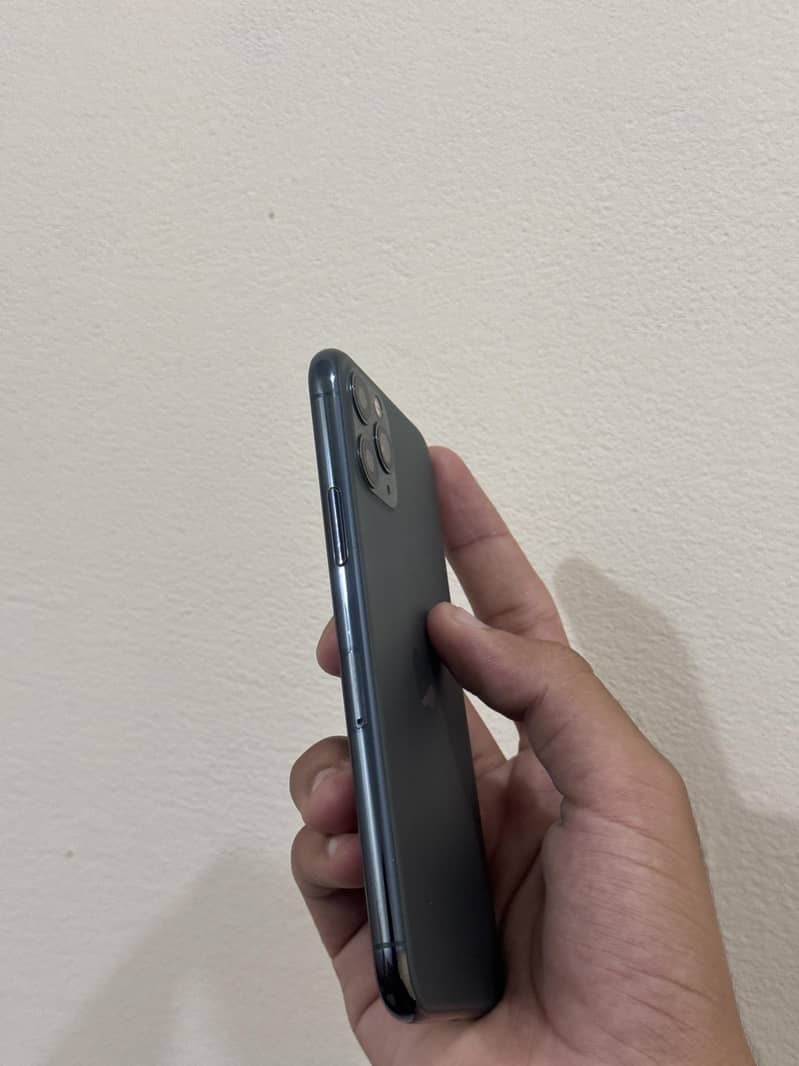 iPhone 11 Pro Lush Condition 2
