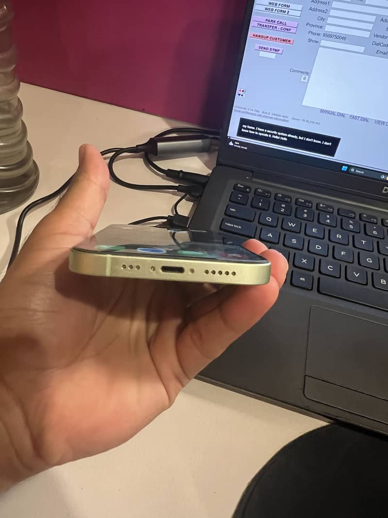 Apple iPhone 12 4