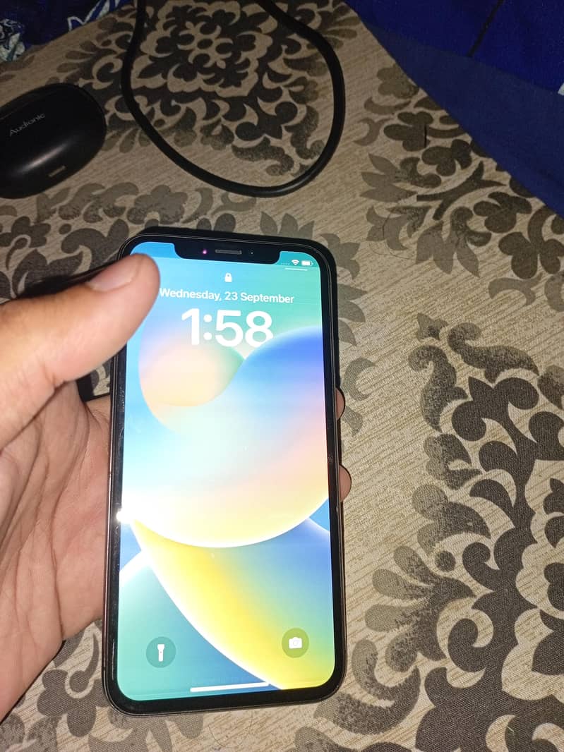 iPhone X jv 1