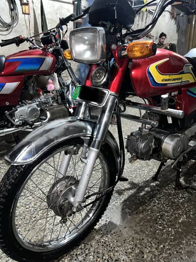 Honda CD70 2017 model for sale price is full n final.