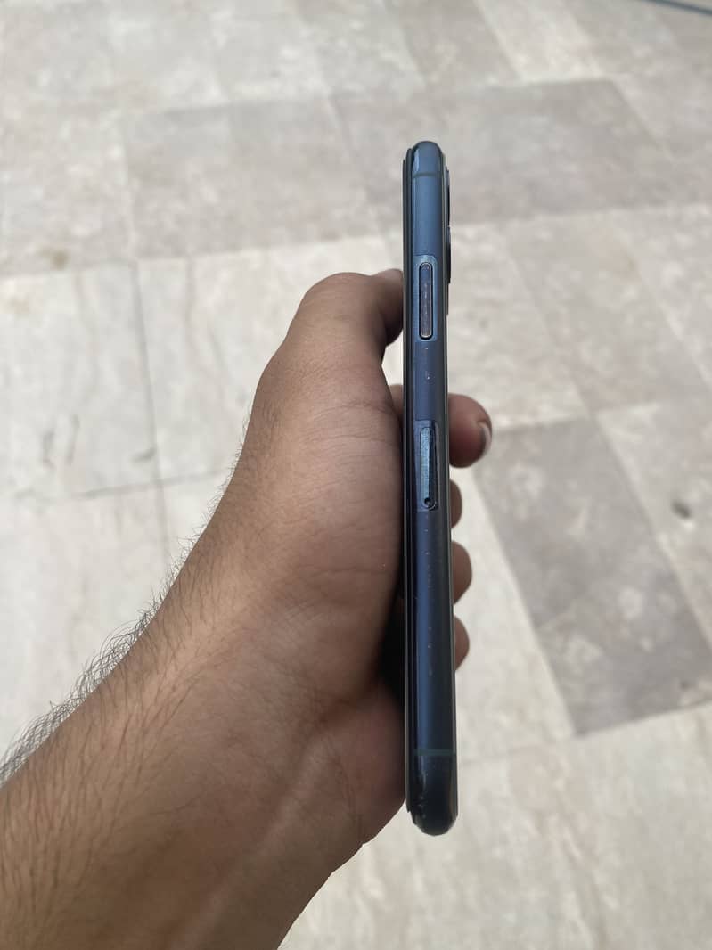 Apple iPhone 11 Pro 0