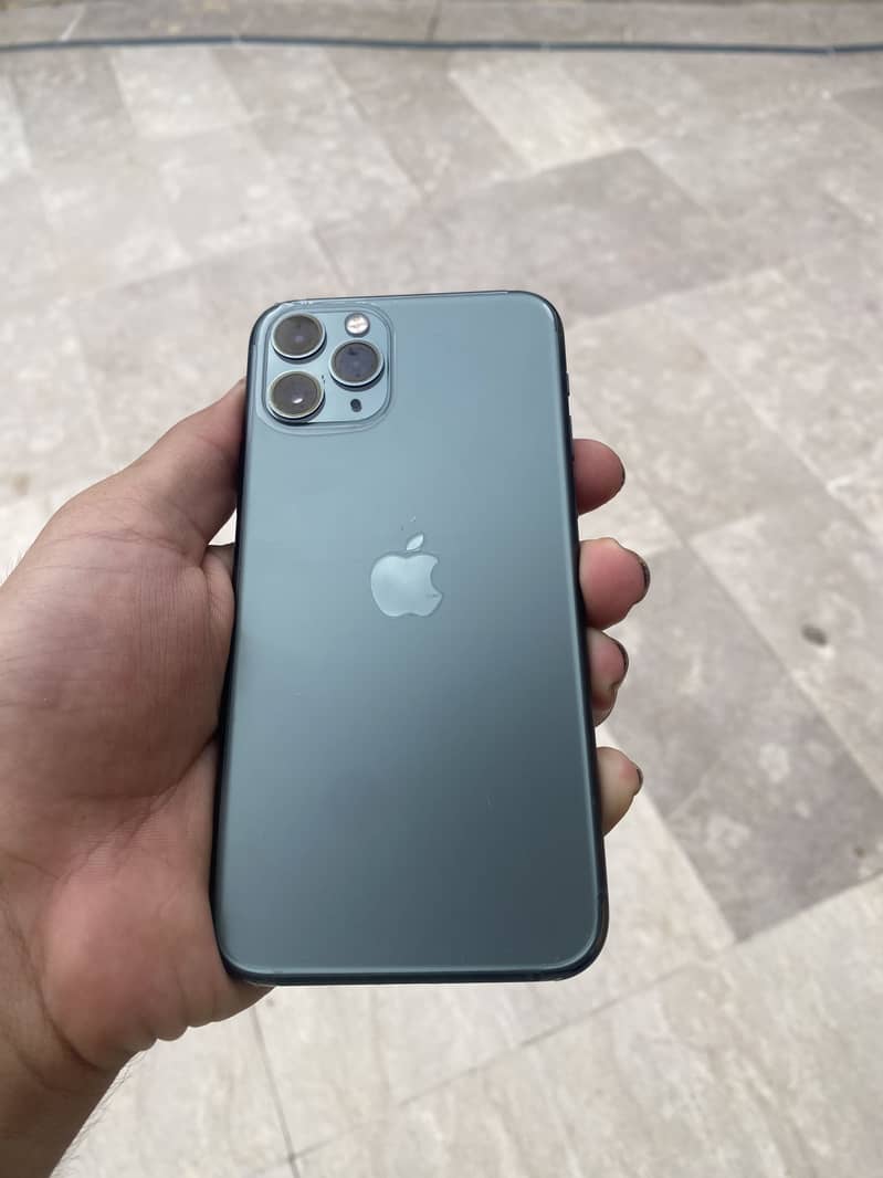 Apple iPhone 11 Pro 1