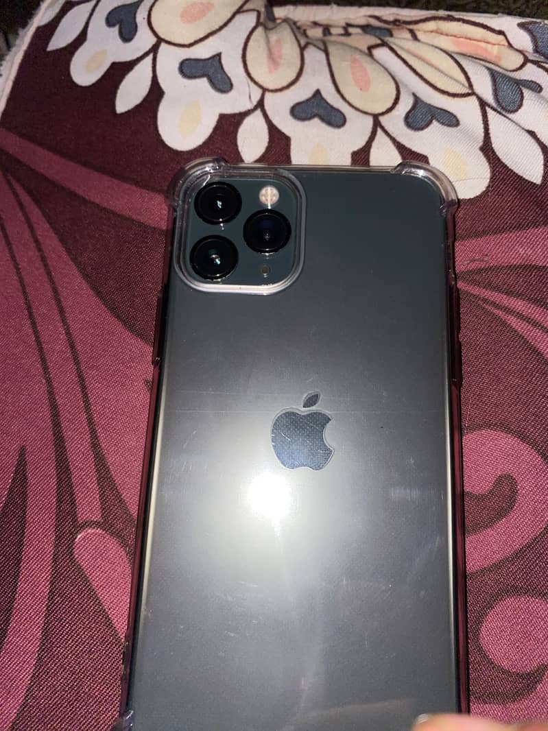 Apple iPhone 11 Pro 6