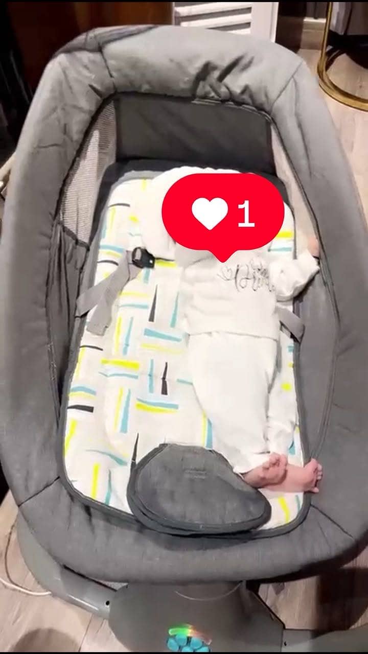 baby Swing 1