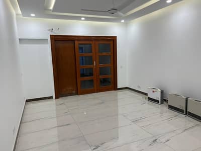 Office Building Avalible For Rent