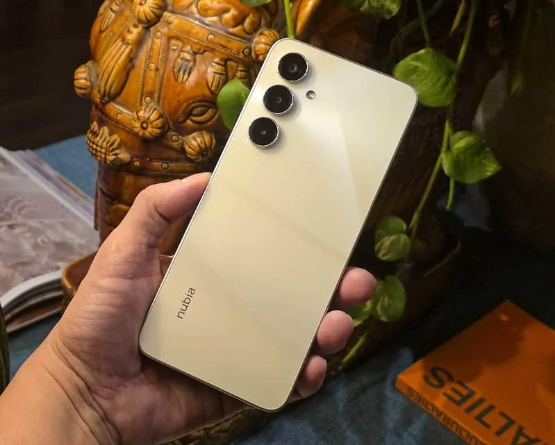 Zte Nubia v80max 1