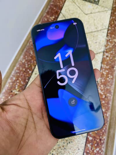 Google Pixel 9 in black PTA Approved