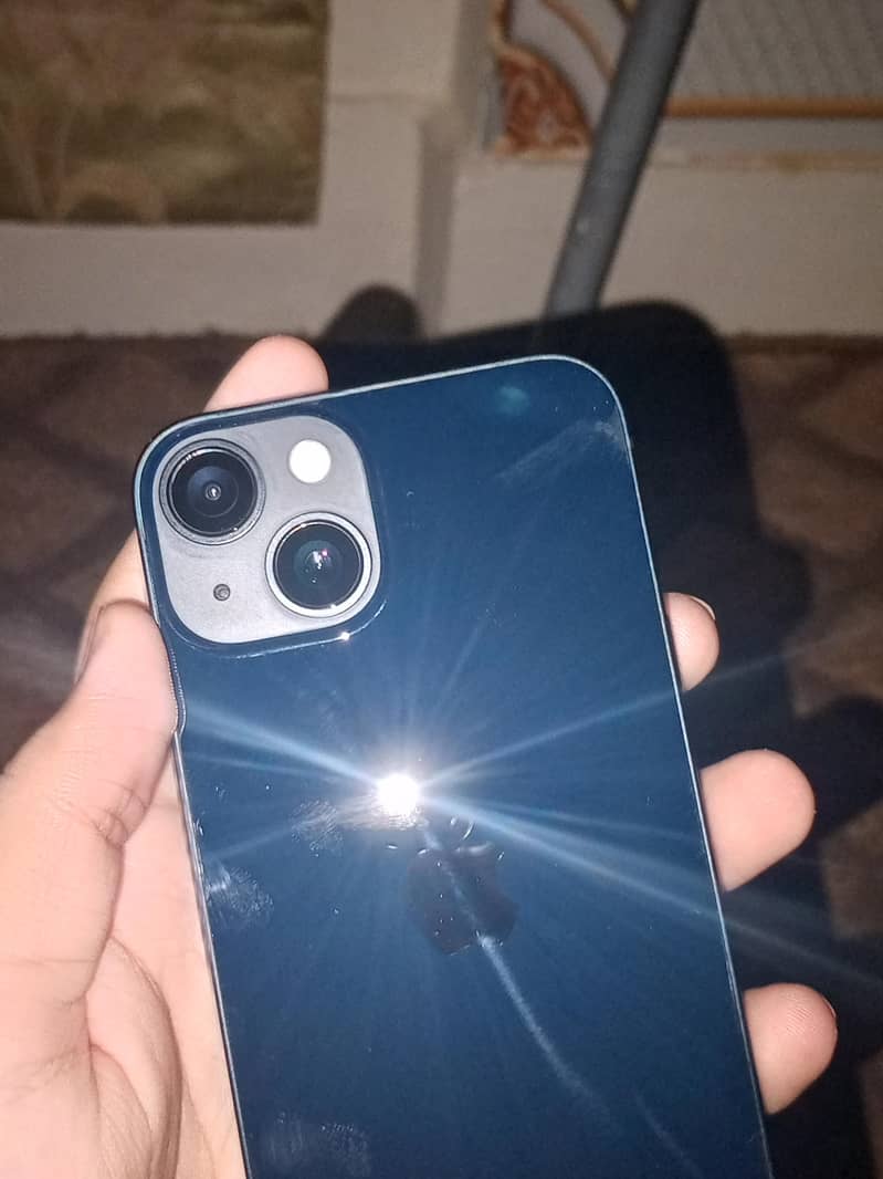Apple iPhone 14 3