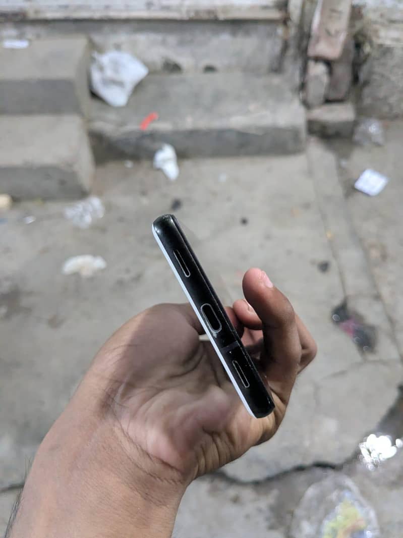 Google Pixel 6a 3