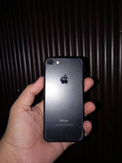 Apple iPhone 7