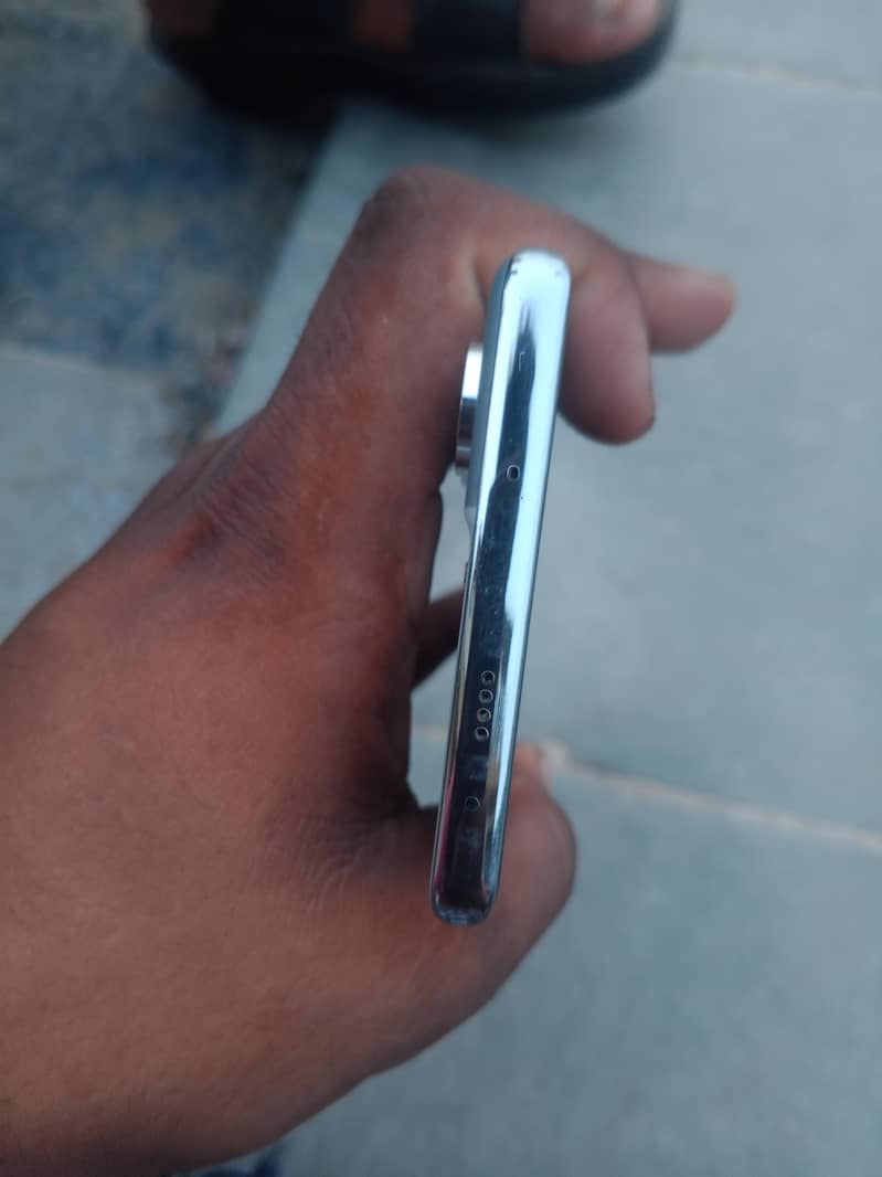 Tecno CAMON 40 Pro 8