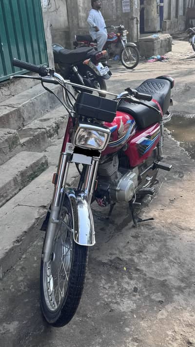 Honda CG-125 2024