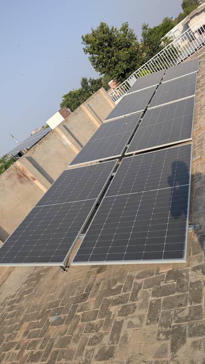 3.6kW Solar System – 8 Canadian Solar Panels + Inverter + Battery