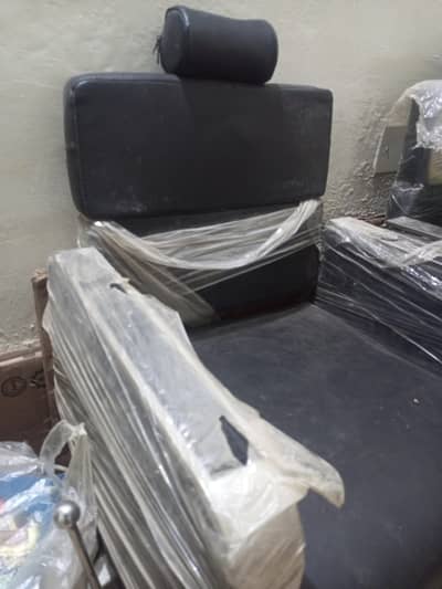 imported parlour chair 2pair hai conditions mint hai