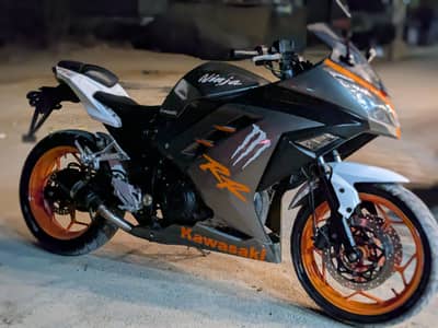 KAWASAKI NINJA 400CC