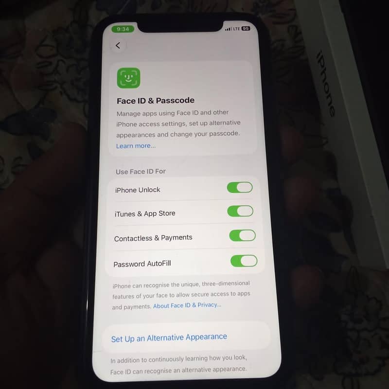 Apple iPhone 11 7