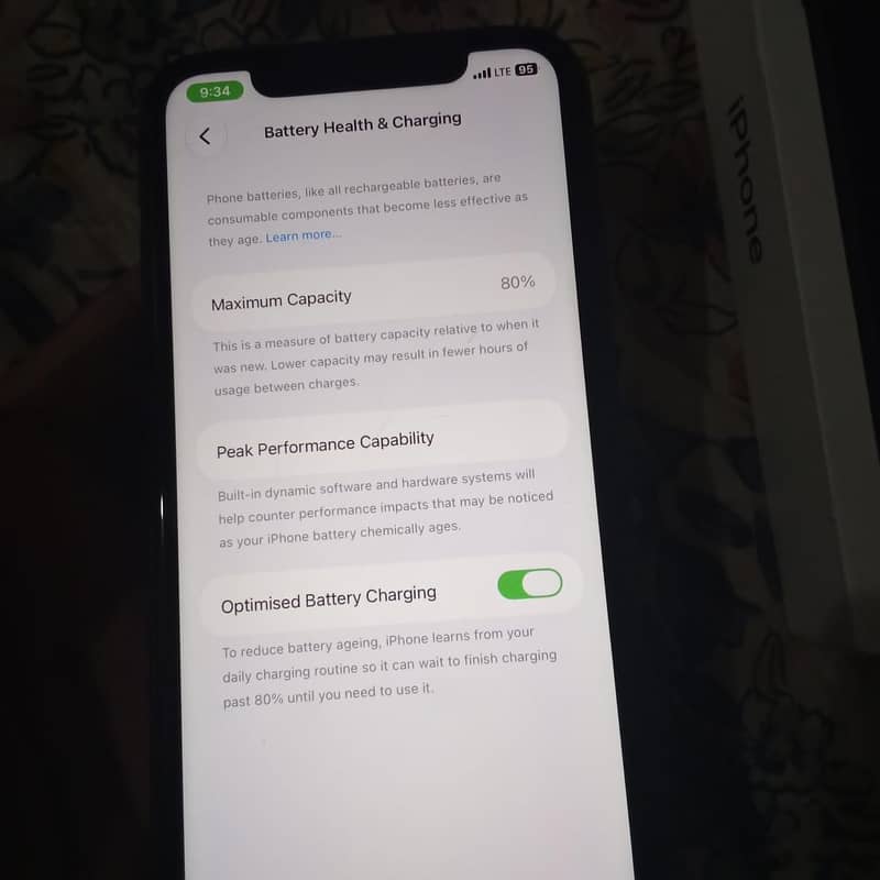 Apple iPhone 11 8