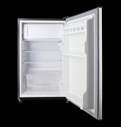 Mini room refrigerator