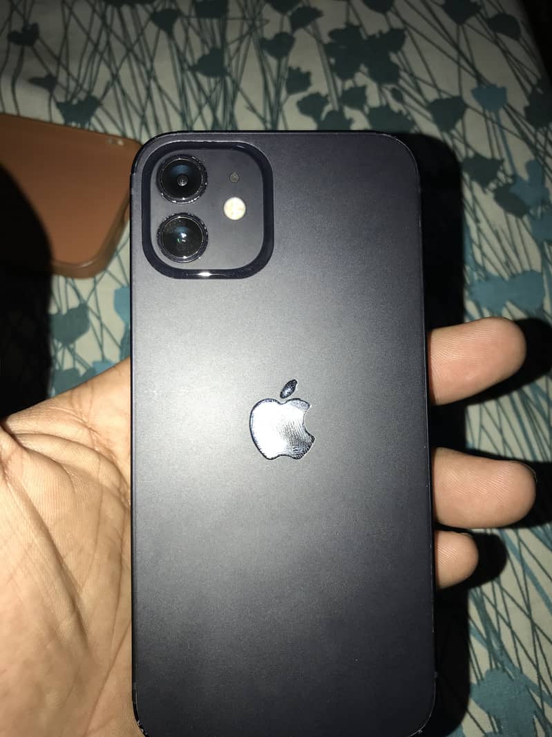 Apple iPhone 12 0