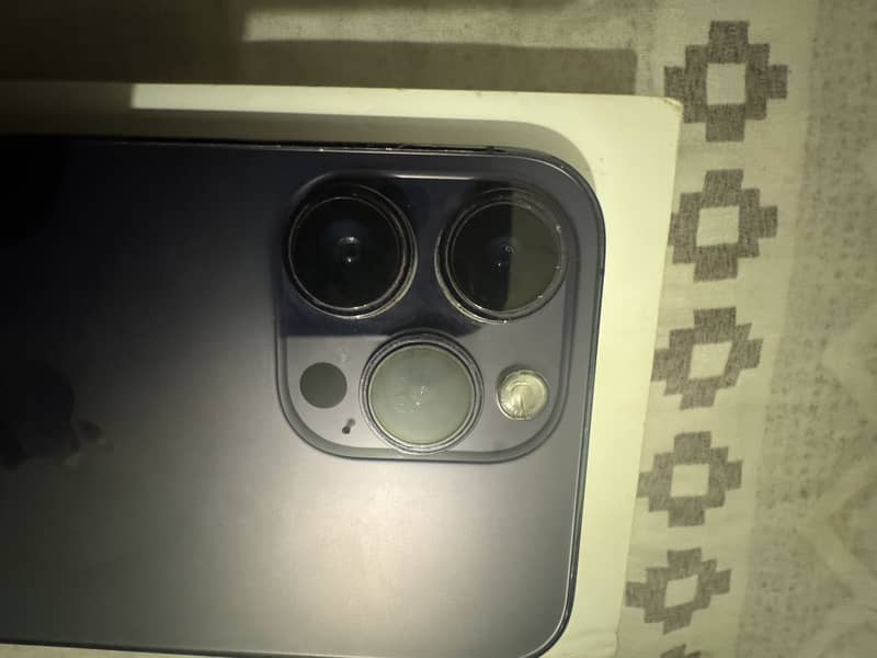 Apple iPhone 14 Pro Max 1
