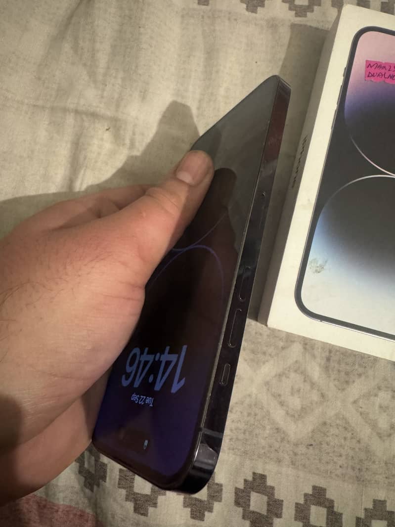Apple iPhone 14 Pro Max 6