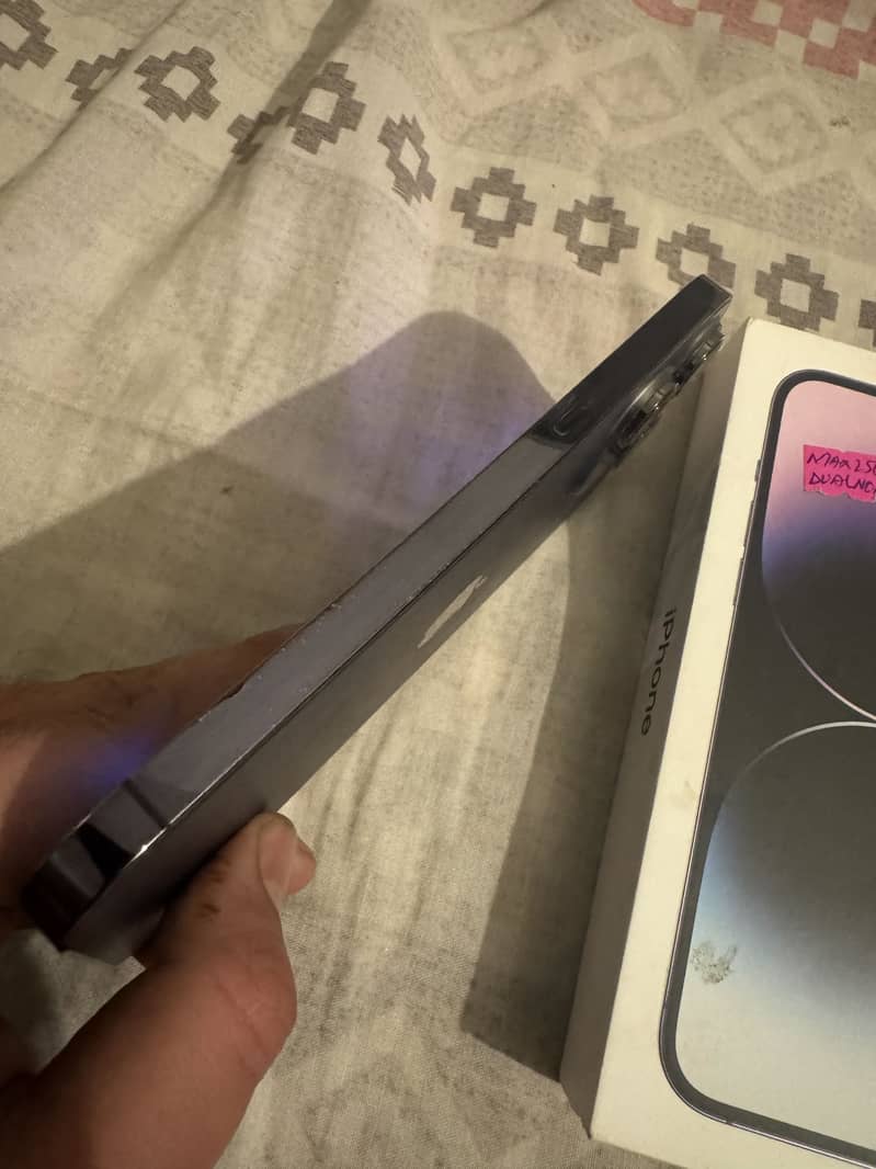Apple iPhone 14 Pro Max 7