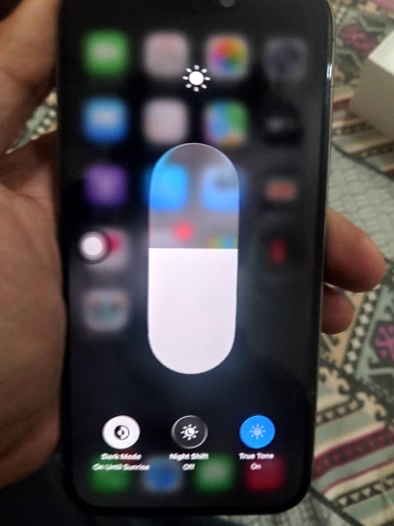 Apple iPhone 15 Pro 6