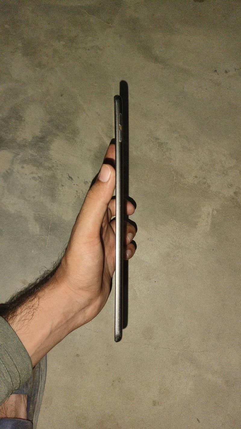 iPad mini (5th generation) 2