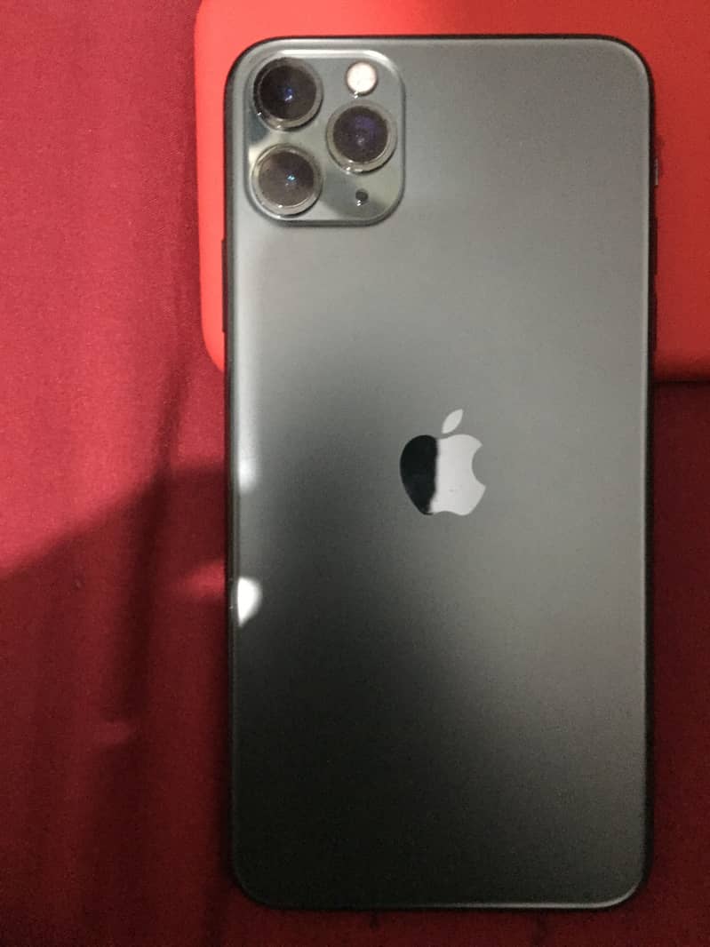 Apple iPhone 11 Pro Max 2