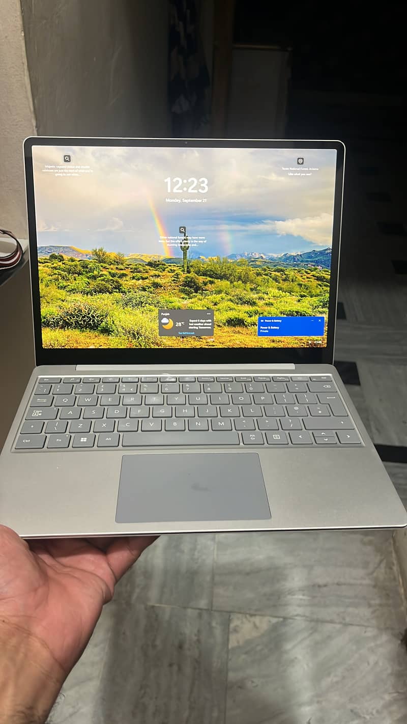 Microsoft surface go 2 3