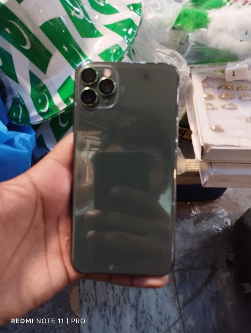 Apple iPhone 11 Pro Max 0