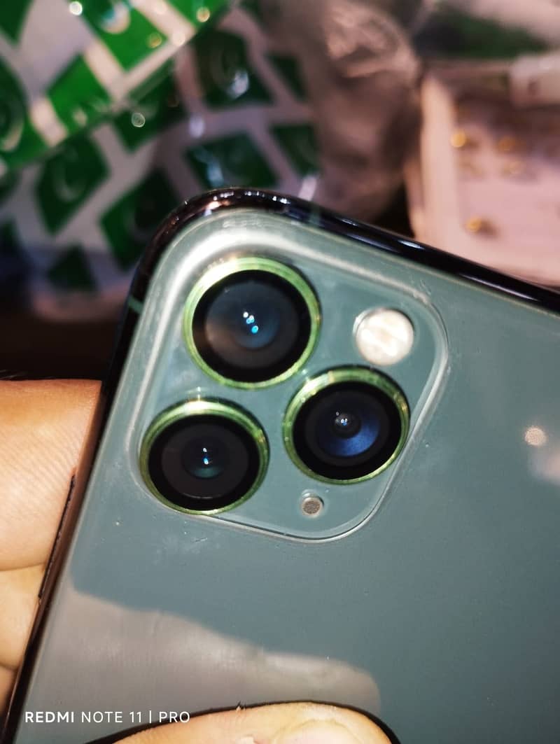 Apple iPhone 11 Pro Max 2