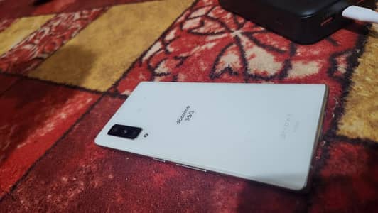 docomo arrow F52
