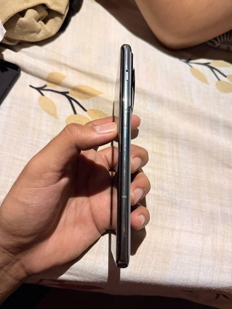 One Plus 11 5G 3